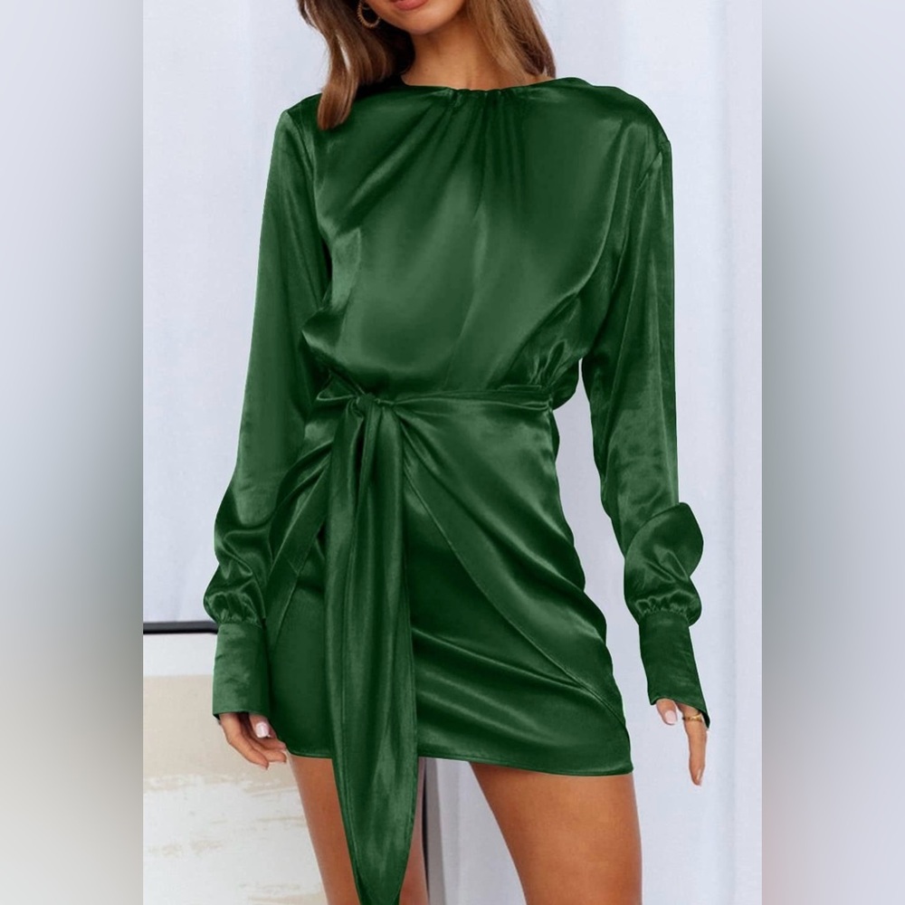 Dress - Picture 5 of 7